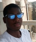 Встретьте Мужчинa : Bemby, 22 лет до Франция  Paris 